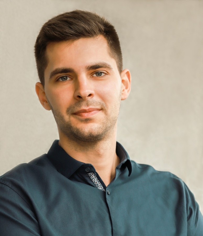 Expert Cambridge tutor